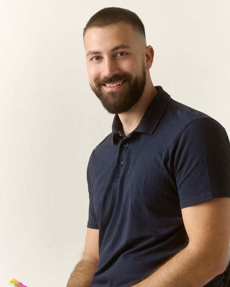 MDDr. Dan Ager, MBA, Zubní lékař